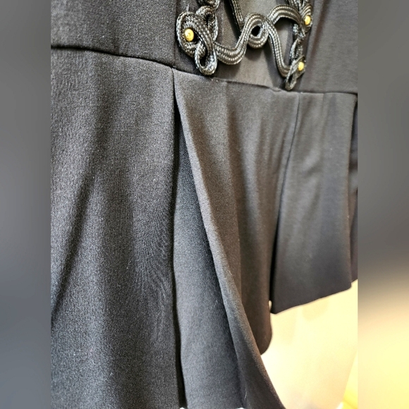Black Women's Blazer Jacket Sheer Back Size Medium Button Closure Braid Detail - Picture 4 of 8